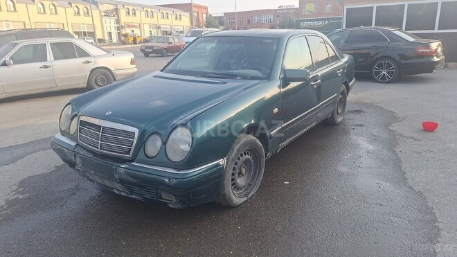 Mercedes E 290 1996, 123,465 km - 2.9 l - Gəncə