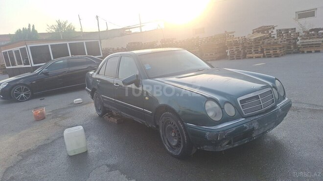 Mercedes E 290 1996, 123,465 km - 2.9 l - Gəncə