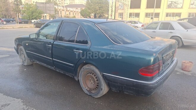 Mercedes E 290 1996, 123,465 km - 2.9 l - Gəncə