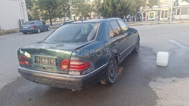 Mercedes E 290 1996, 123,465 km - 2.9 l - Gəncə