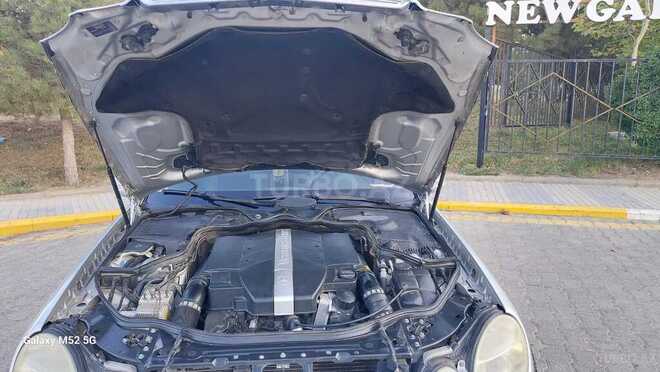Mercedes E 240 2002, 317,520 km - 2.6 l - Bakı