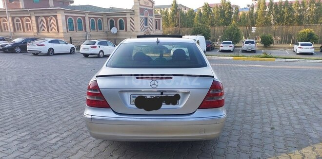 Mercedes E 240 2002, 317,520 km - 2.6 l - Bakı