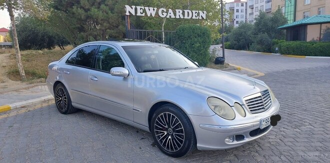 Mercedes E 240 2002, 317,520 km - 2.6 l - Bakı