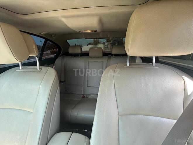 BMW 528 2012, 280,000 km - 2.0 l - Gəncə