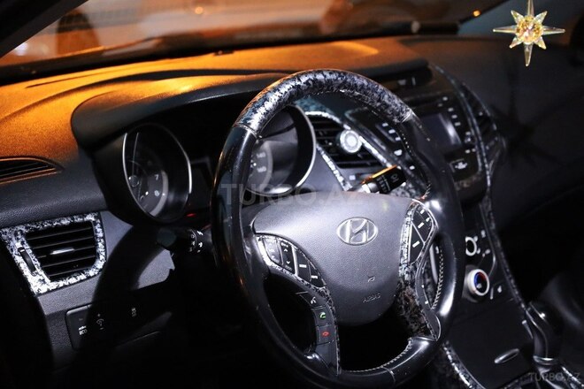 Hyundai Elantra 2015, 153,975 km - 1.8 л - Bakı
