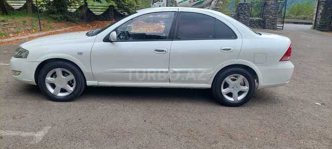 Nissan Sunny 2011, 330,000 km - 1.6 l - Qəbələ