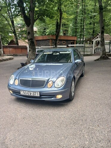 Mercedes E 220 2003, 423,562 km - 2.2 l - Quba