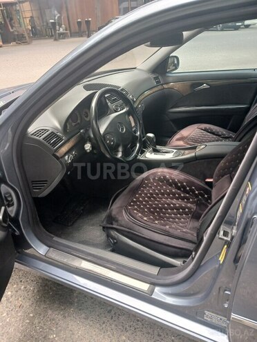 Mercedes E 220 2003, 423,562 km - 2.2 l - Quba
