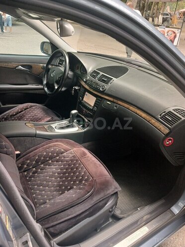 Mercedes E 220 2003, 423,562 km - 2.2 l - Quba