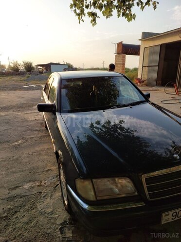 Mercedes C 220 1998, 430,000 km - 2.2 l - Bakı