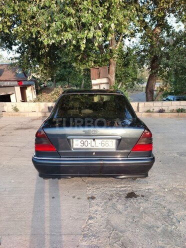 Mercedes C 220 1998, 430,000 km - 2.2 l - Bakı