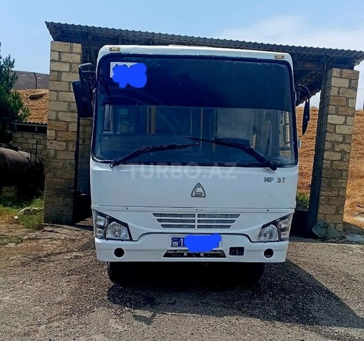 Isuzu NP 37 2010, 450,000 km - 4.4 l - Bakı