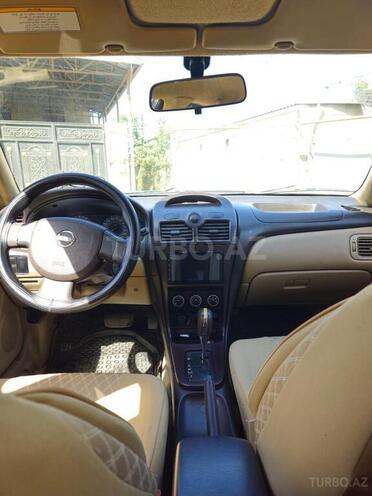 Nissan Sunny 2010, 237,000 km - 1.6 l - Bakı