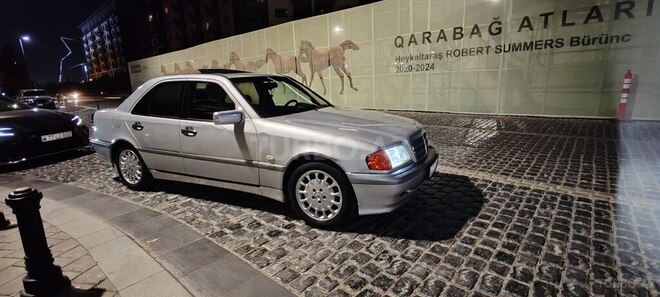 Mercedes C 230 1997, 430,000 km - 2.3 l - Bakı