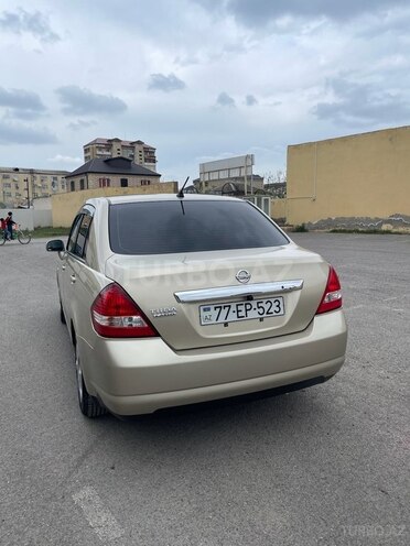 Nissan Tiida 2011, 88,400 km - 1.5 л - Salyan