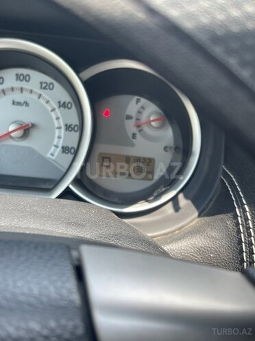 Nissan Tiida 2011, 88,400 km - 1.5 л - Salyan