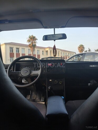 LADA (VAZ) 2107 2009, 32,000 km - 1.3 l - Astara
