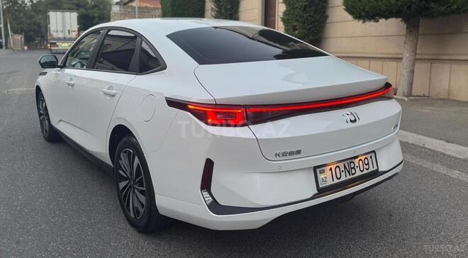 Changan Qiyuan A05 2025, 13,500 km - 1.5 л - Bakı
