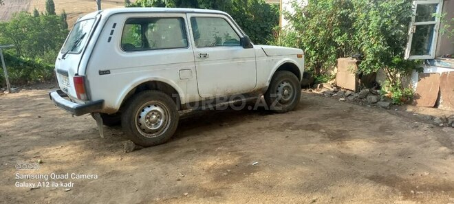 LADA (VAZ) Niva 2002, 150,000 km - 1.7 л - Lerik