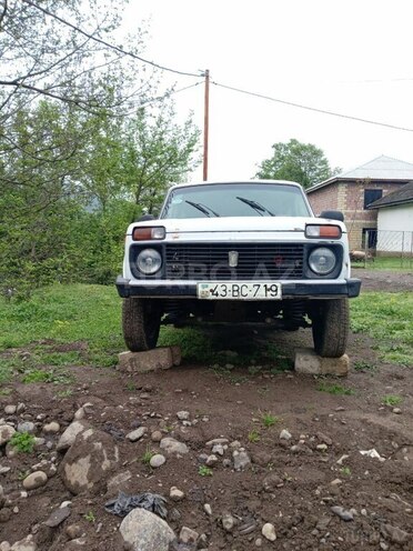 LADA (VAZ) Niva 2002, 150,000 km - 1.7 л - Lerik
