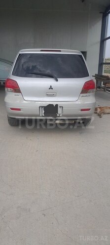 Mitsubishi Airtrek 2002, 362,500 km - 2.4 l - İsmayıllı
