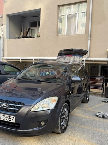 Kia  2008, 240,000 km - 1.6 l - Şəki