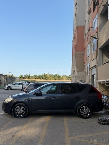 Kia  2008, 240,000 km - 1.6 l - Şəki