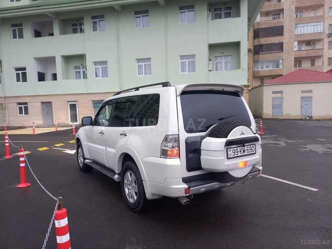 Mitsubishi Pajero 2007, 350,000 km - 3.0 l - Bakı