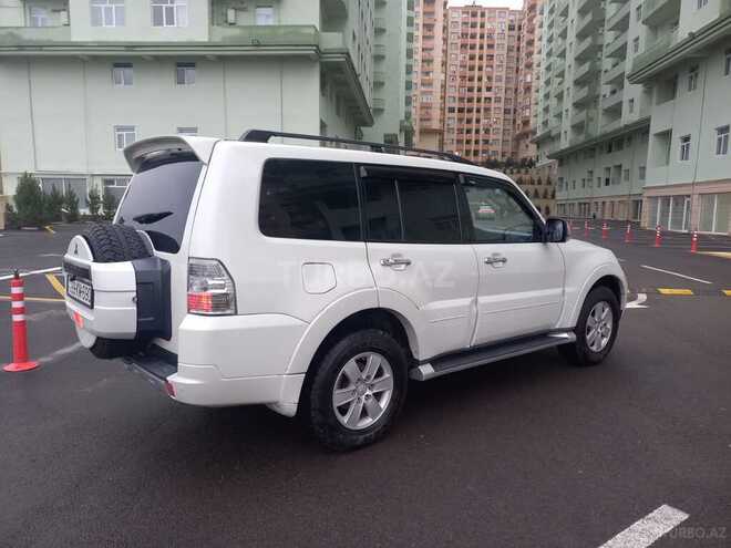 Mitsubishi Pajero 2007, 350,000 km - 3.0 l - Bakı