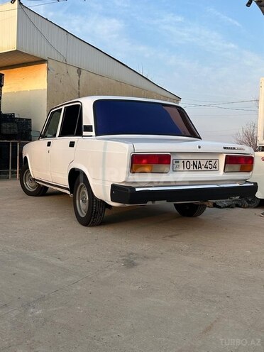 LADA (VAZ) 2107 2004, 105,000 km - 1.5 l - Salyan