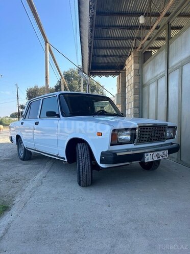 LADA (VAZ) 2107 2004, 105,000 km - 1.5 l - Salyan