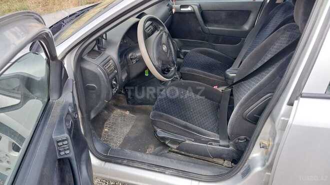 Opel Astra 2001, 286,000 km - 1.8 l - Quba