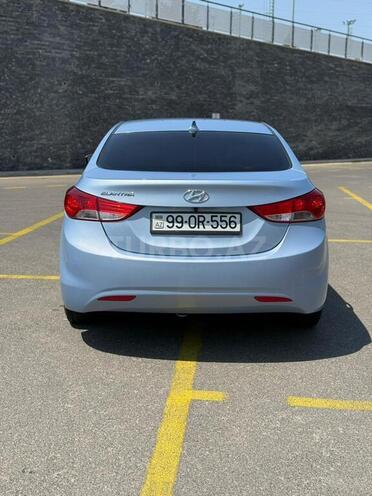Hyundai Elantra 2011, 125,529 km - 1.8 л - Qəbələ