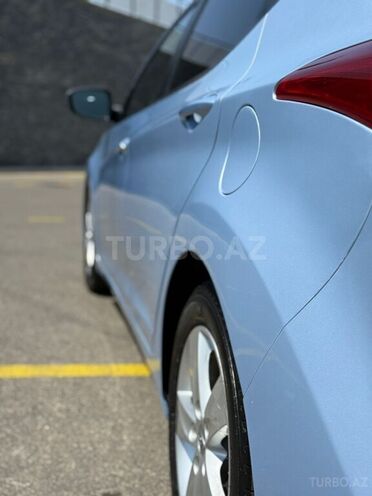 Hyundai Elantra 2011, 125,529 km - 1.8 л - Qəbələ