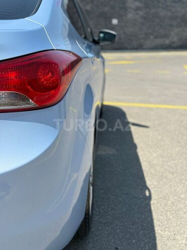 Hyundai Elantra 2011, 125,529 km - 1.8 л - Qəbələ