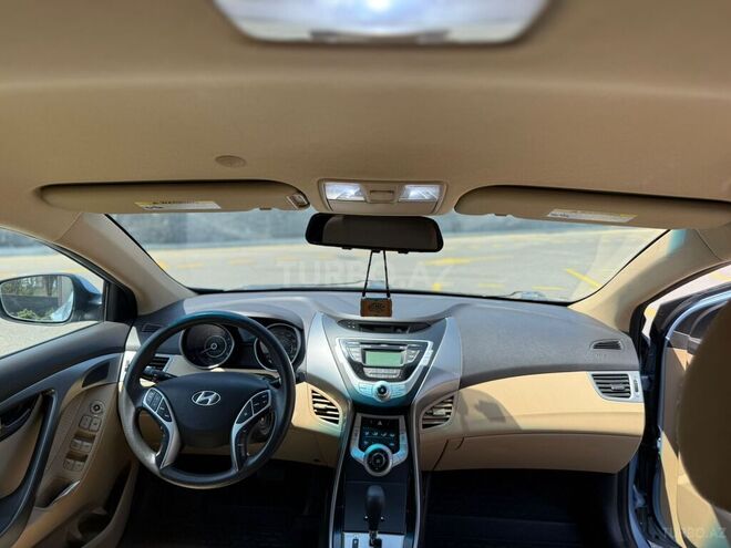 Hyundai Elantra 2011, 125,529 km - 1.8 л - Qəbələ