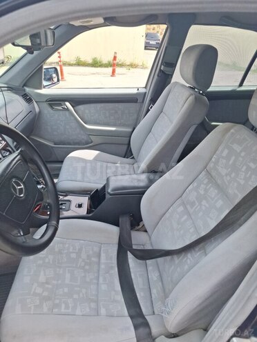 Mercedes C 200 1996, 450,000 km - 2.0 l - Sumqayıt