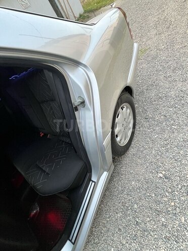 Mercedes C 220 2000, 390,000 km - 2.2 л - Sabirabad