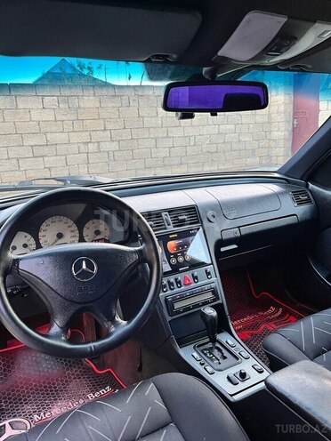 Mercedes C 220 2000, 390,000 km - 2.2 л - Sabirabad