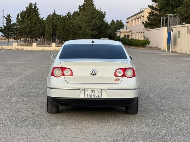 Volkswagen Passat 2005, 167,815 km - 2.0 л - Bakı