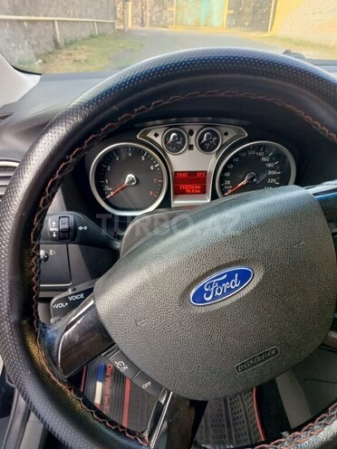 Ford Focus 2011, 215,000 km - 1.6 l - Şəki