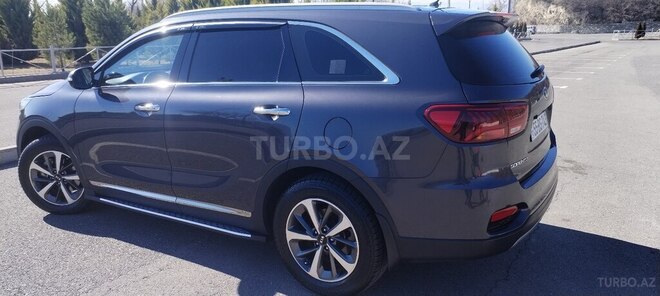 Kia Sorento-8