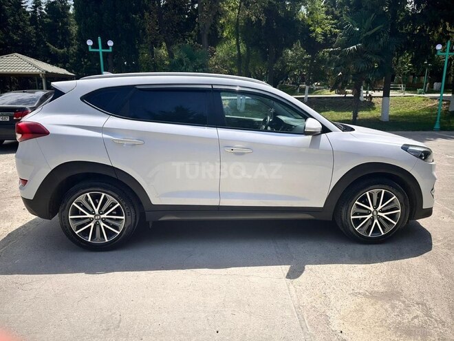 Hyundai Tucson 2017, 150,000 km - 1.7 l - Bakı