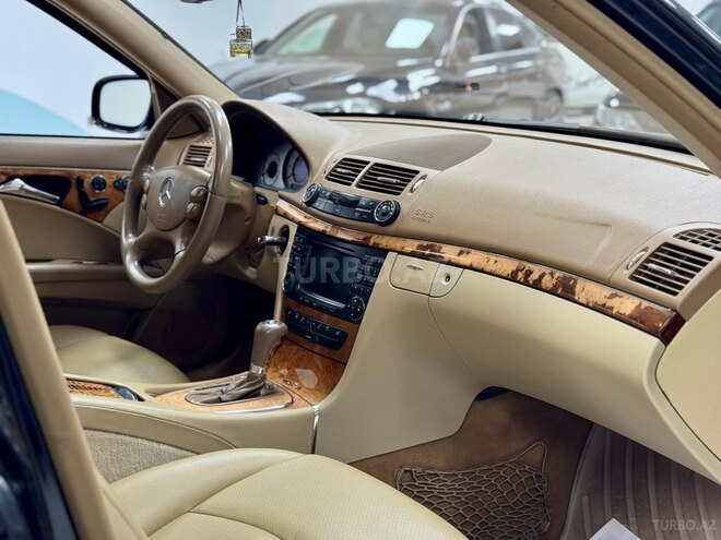 Mercedes E 350 2008, 214,000 km - 3.5 l - Bakı