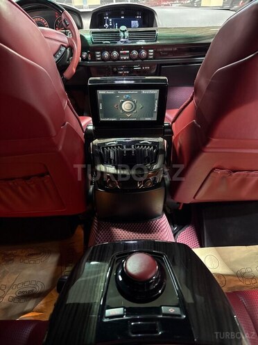 BMW 740 2005, 305,000 km - 4.0 l - Sumqayıt