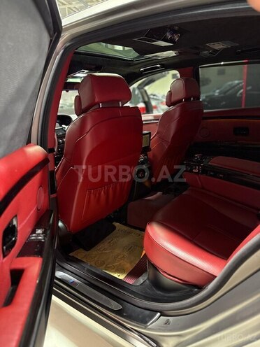 BMW 740 2005, 305,000 km - 4.0 l - Sumqayıt