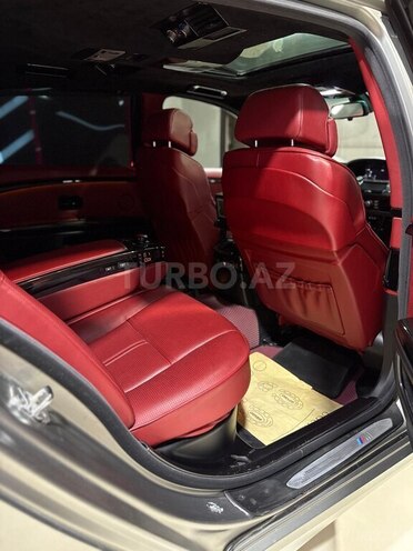 BMW 740 2005, 305,000 km - 4.0 l - Sumqayıt