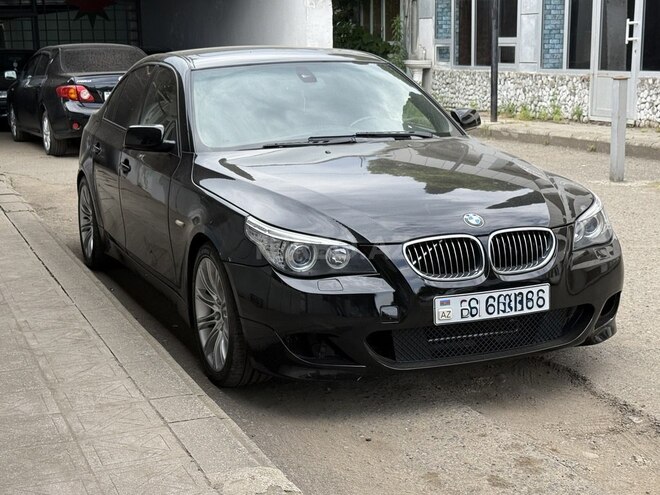 BMW 530 2005, 350,000 km - 3.0 l - Astara