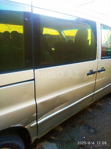Mercedes Vito 2002, 520,000 km - 2.2 l - Bakı