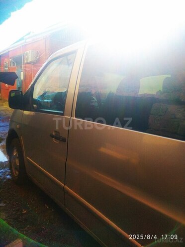 Mercedes Vito 2002, 520,000 km - 2.2 l - Bakı